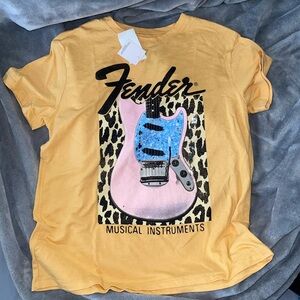 Fender Graphic Tee 💕